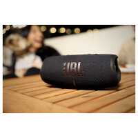 JBL Charge 5 blue
