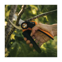 Fiskars Bypass-Gartenschere X-series L P961