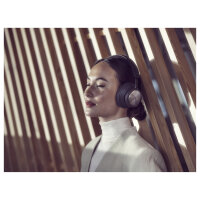 Bang & Olufsen Beoplay Portal Wireless Gaming Headphone schwarz