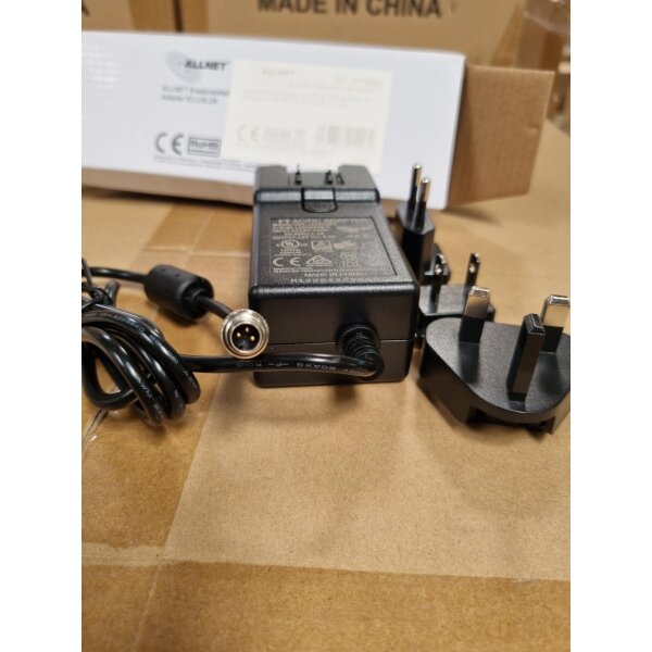 Z ALLNET Ersatznetzteil 12V/5A EU Type schwarz mit Adapter EU,US,UK HTT mit Binder 711 M9