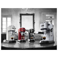DeLonghi Kaffeemaschine Dedica EC685.R *rot*