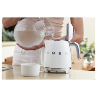 SMEG KLF05WHEU Mini Wasserkocher Weiss